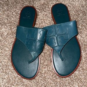 TORY BURCH JAIMIE LOGO SANDALS